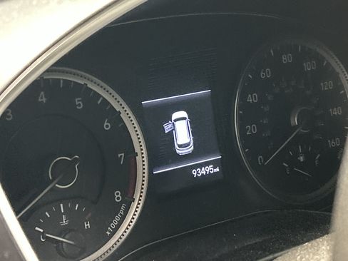 Used 2019 Hyundai Santa Fe SE FWD image 7