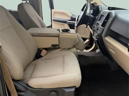 Used 2018 Ford F150 XLT image 27