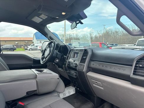 Used 2021 Ford F250 XL w/ Power Equipment Group image 17