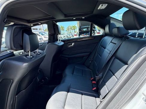 Used 2014 Mercedes-Benz E 350 4MATIC Sedan image 7
