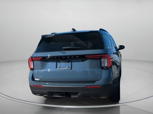 New 2026 Ford Explorer Active image 27