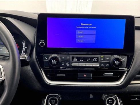 Used 2025 Toyota Grand Highlander AWD image 5