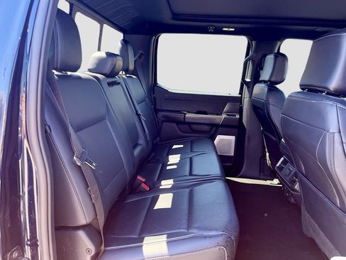 Used 2025 Ford F150 Lariat w/ Equipment Group 502A High AWD/4WD image 30