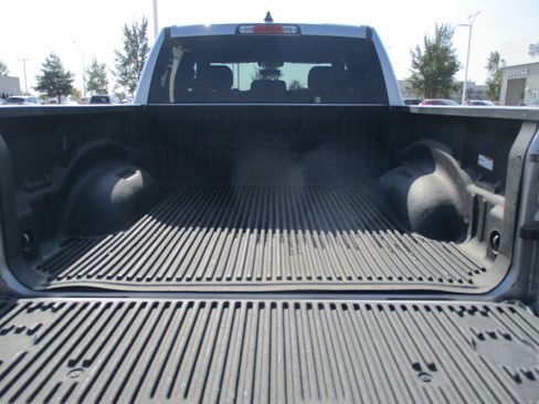 Used 2022 RAM 1500 Big Horn image 6