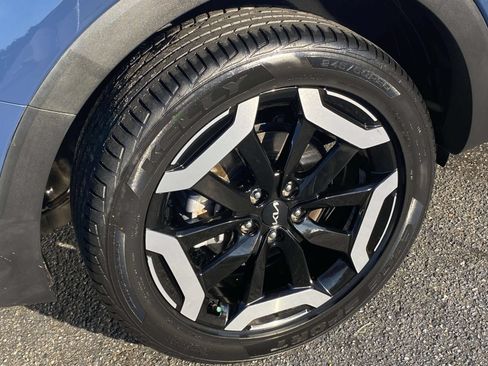 Used 2024 Kia Telluride S w/ S Sunroof Package AWD/4WD image 12