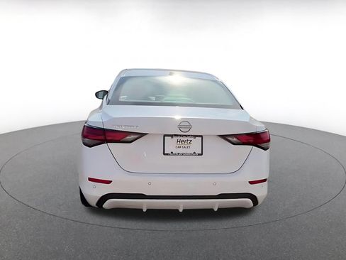 Used 2025 Nissan Sentra SV FWD image 10