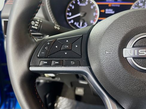 Used 2025 Nissan Sentra SR image 14