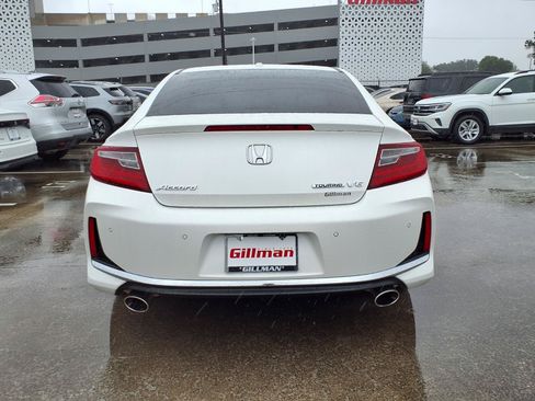 Used 2016 Honda Accord Touring image 24