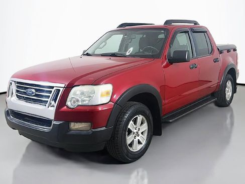 Used 2009 Ford Explorer Sport Trac XLT AWD/4WD image 3
