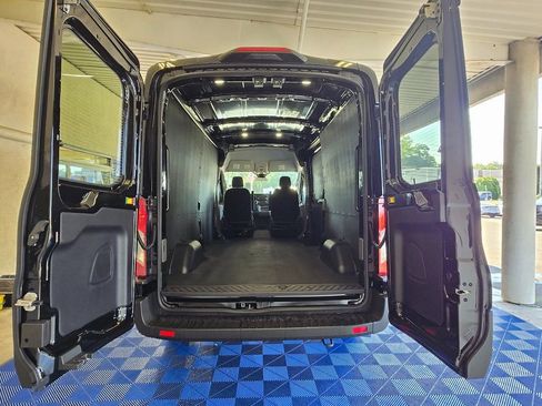 New 2025 Ford Transit 150 148 Medium Roof w/ Load Area Protection Package image 7