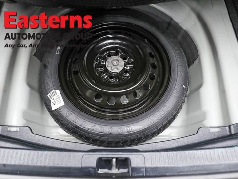 Used 2024 Toyota Camry SE FWD image 21