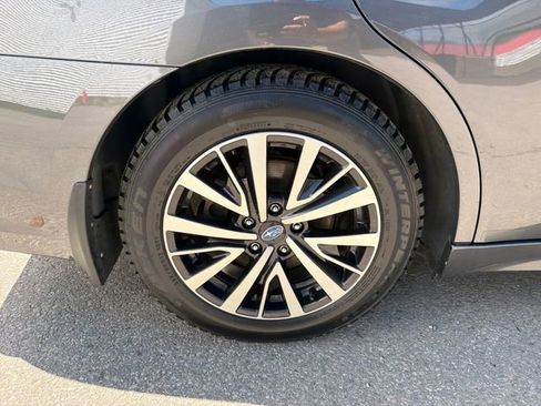 Used 2019 Subaru Legacy 2.5i Premium AWD/4WD image 30