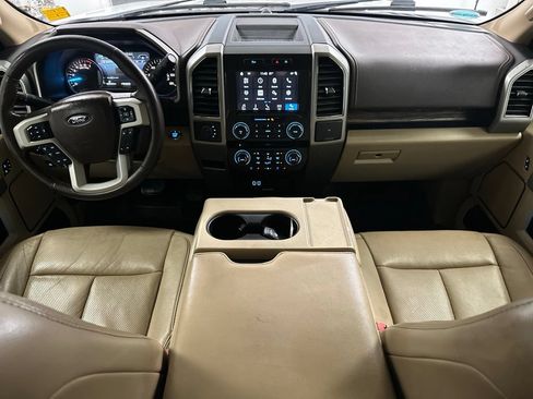 Used 2018 Ford F150 Lariat AWD/4WD image 2