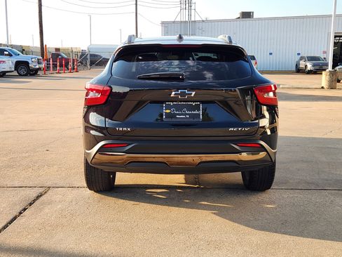 Certified 2024 Chevrolet Trax ACTIV w/ Driver Confidence Package image 7