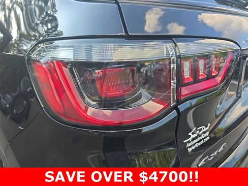 New 2025 Jeep Compass Latitude w/ Sun & Sound Group image 35