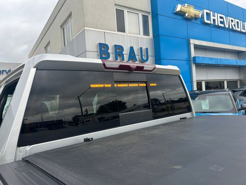 Used 2022 Chevrolet Silverado 3500 High Country image 38