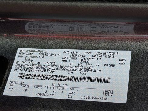 Certified 2024 Ford F150 Lariat w/ FX4 Off-Road Package AWD/4WD image 38