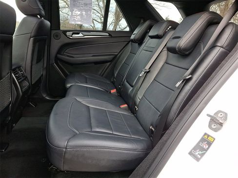 Used 2018 Mercedes-Benz GLE 550e 4MATIC image 10