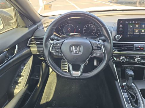 Used 2022 Honda Accord Sport image 10