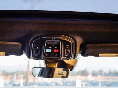 New 2025 Jeep Grand Cherokee Altitude image 44