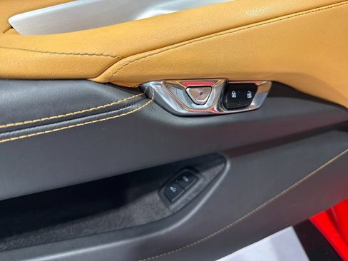 Used 2020 Chevrolet Corvette Stingray Preferred Cpe w/ 2LT Preferred Equipment Group RWD image 39