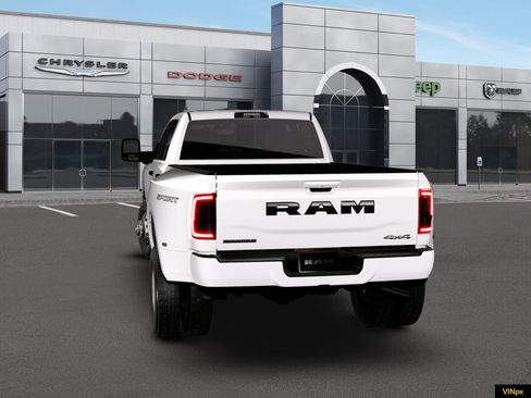 New 2026 RAM 3500 Big Horn AWD/4WD image 13