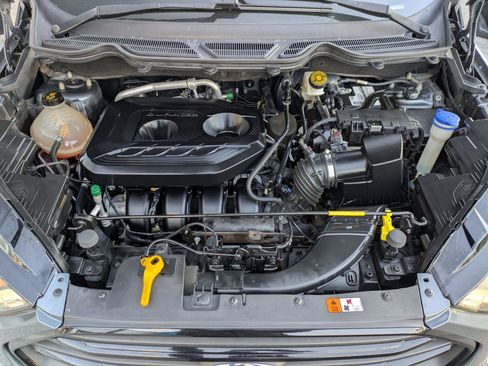 Used 2020 Ford EcoSport SES image 29