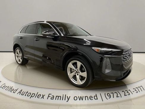 Used 2025 Audi Q5 Premium Plus w/ Premium Plus AWD/4WD image 7