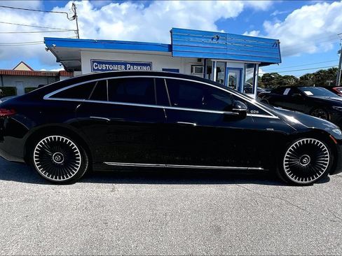 Used 2023 Mercedes-Benz EQS AMG 4MATIC image 31