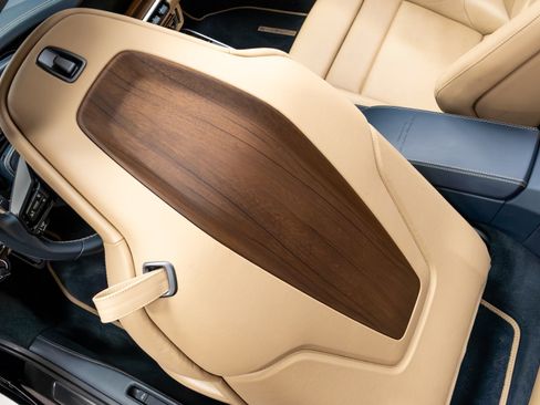 Used 2021 Porsche 911 Turbo S image 34