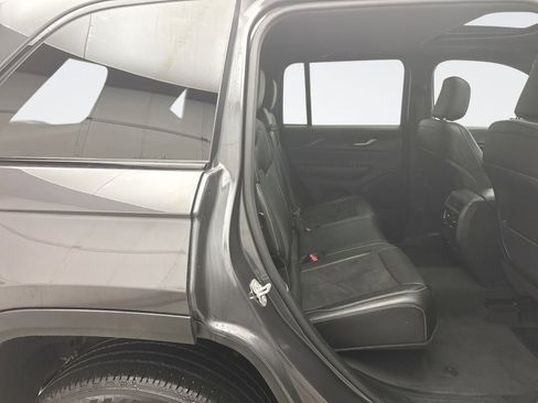 Used 2023 Jeep Grand Cherokee Altitude image 19