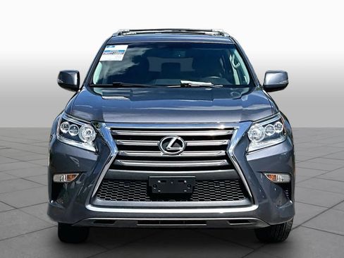 Used 2017 Lexus GX 460 w/ Navigation Package AWD/4WD image 3