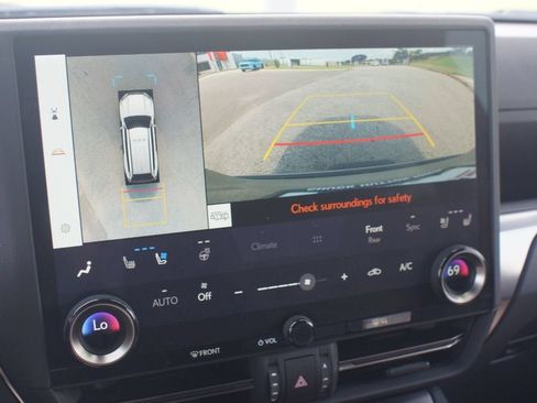 Used 2024 Lexus GX 550 AWD/4WD image 8