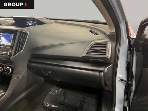 Certified 2022 Subaru Crosstrek 2.0i AWD/4WD image 18
