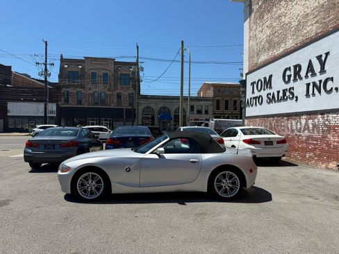 Used 2003 BMW Z4 3.0i RWD image 10