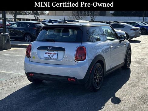 Used 2022 MINI Cooper SE image 4