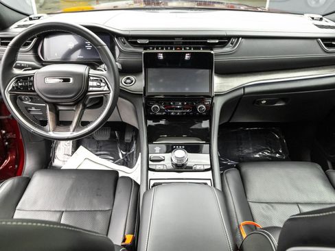 Used 2021 Jeep Grand Cherokee L Overland w/ Luxury Tech Group IV image 31