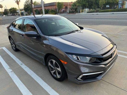 Used 2020 Honda Civic LX image 5