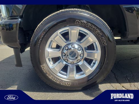 Used 2020 Ford F350 Platinum w/ FX4 Off-Road Package AWD/4WD image 26