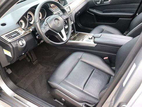 Used 2014 Mercedes-Benz E 350 Sedan image 9