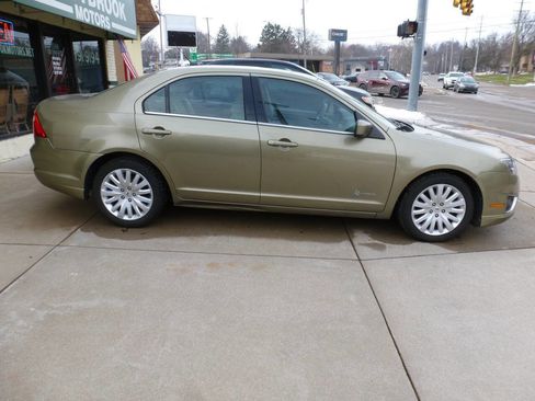 Used 2012 Ford Fusion Hybrid image 5