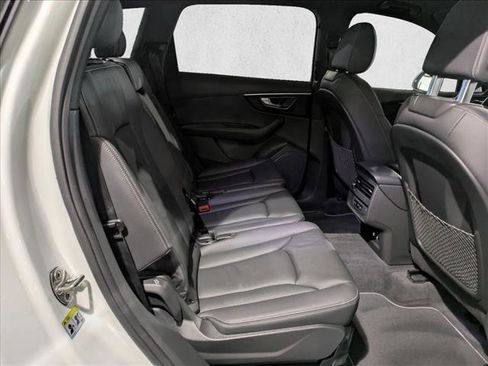 Certified 2025 Audi Q7 3.0T Premium w/ Convenience Package image 25