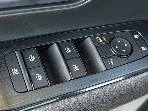 New 2026 Nissan Kicks SV image 14