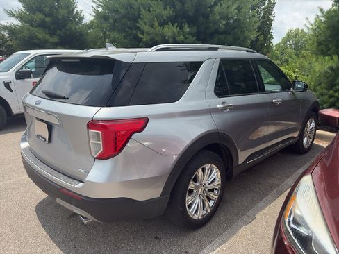 Used 2020 Ford Explorer Limited AWD/4WD image 5