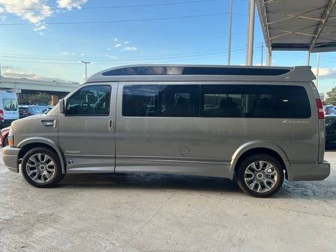 Used 2025 Chevrolet Express 2500 Extended w/ Driver Convenience Package RWD image 6