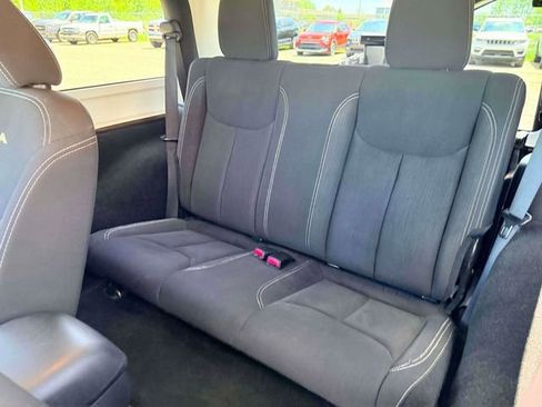 Used 2015 Jeep Wrangler Sahara w/ Connectivity Group AWD/4WD image 17
