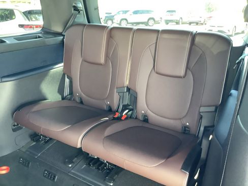 New 2025 Volkswagen ID. Buzz Pro S Plus AWD/4WD image 23