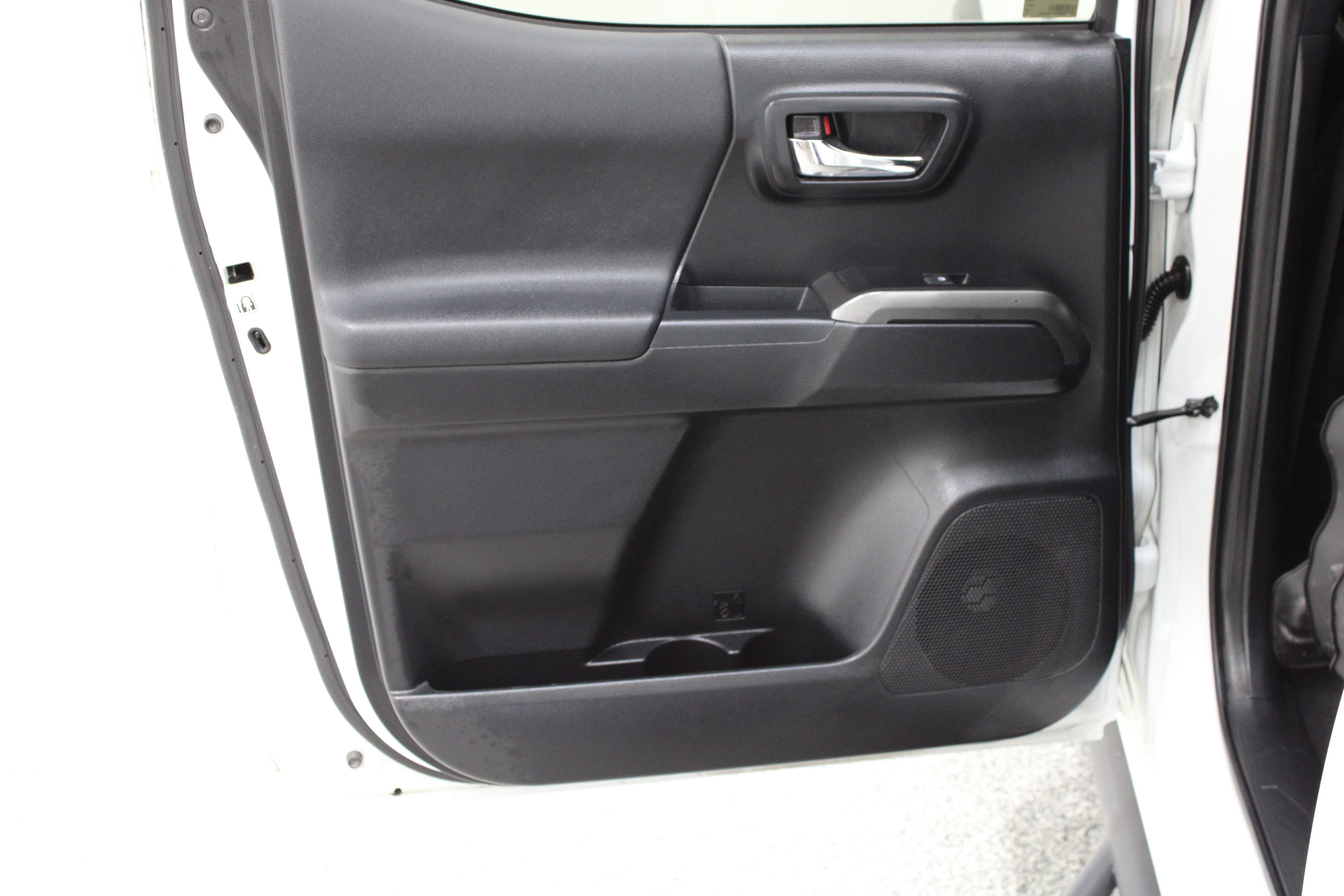 Used 2019 Toyota Tacoma TRD Pro AWD/4WD image 31