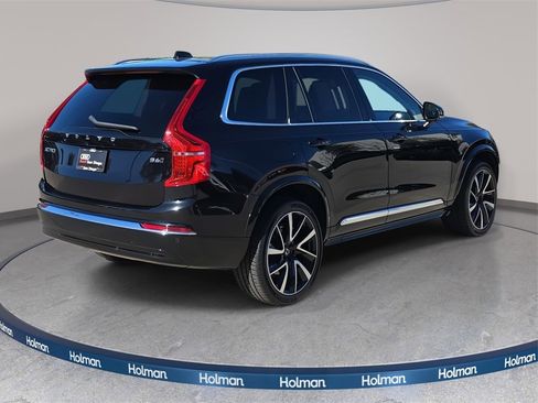 Used 2024 Volvo XC90 B6 Plus image 4
