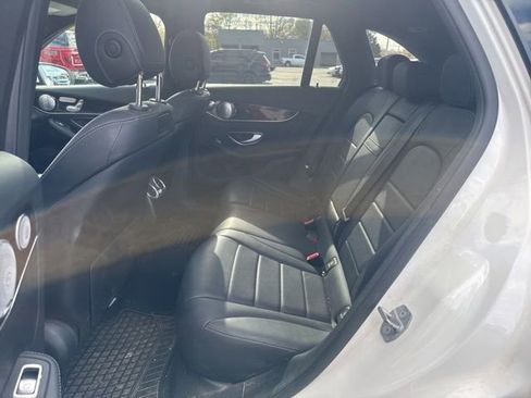 Used 2018 Mercedes-Benz GLC 300 4MATIC image 14
